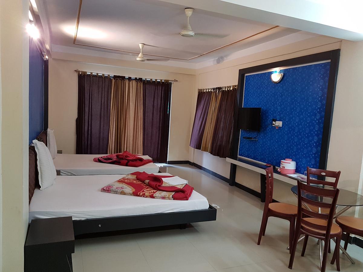 Swagatam International Hotel Тарапит Екстериор снимка