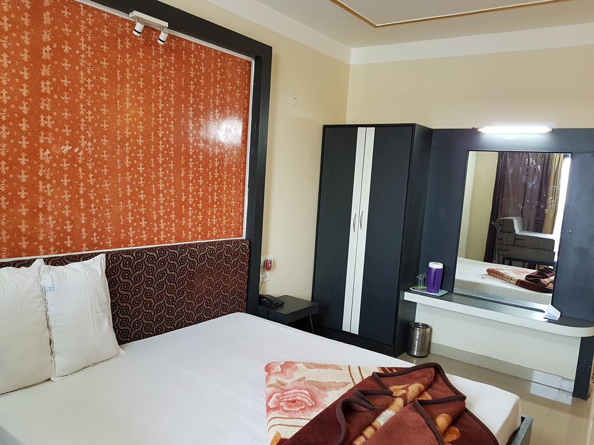 Swagatam International Hotel Тарапит Екстериор снимка