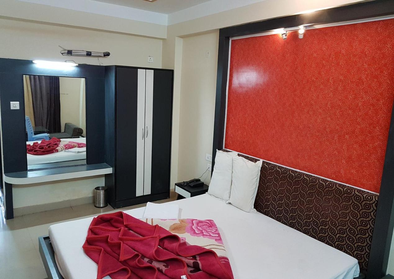Swagatam International Hotel Тарапит Екстериор снимка